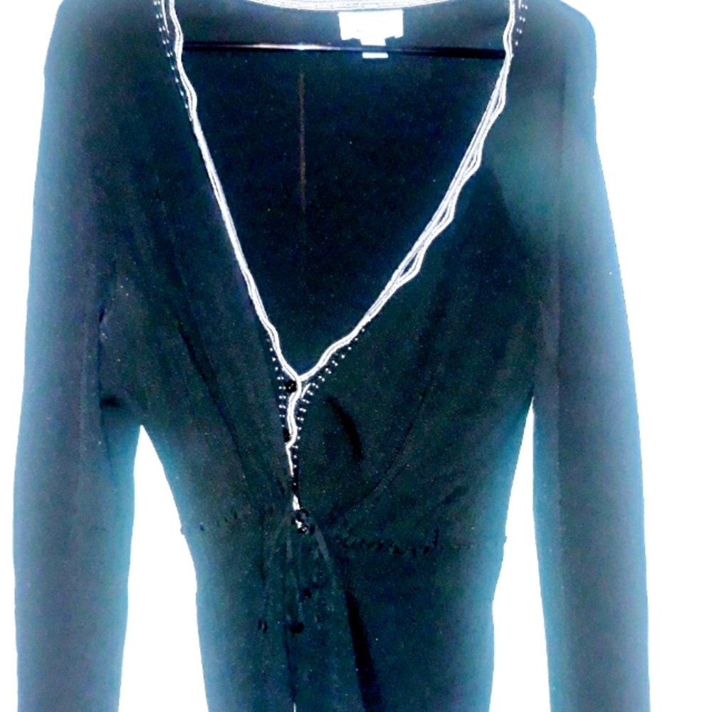 ANN TAYLOR' LOFT WAIST LENGTH BLACK/WHITE CARDIGAN SIZE M